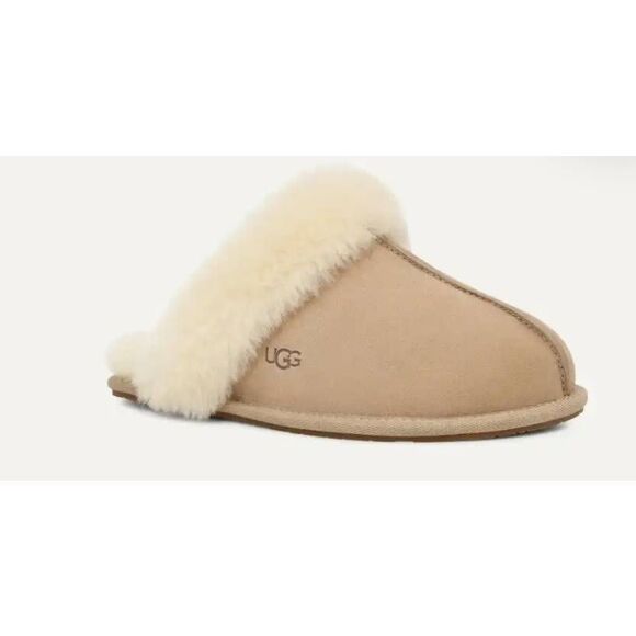 UGG Australia Scuffette II Slipper for Women. Sand size 9 New with original box - Picture 2 of 11